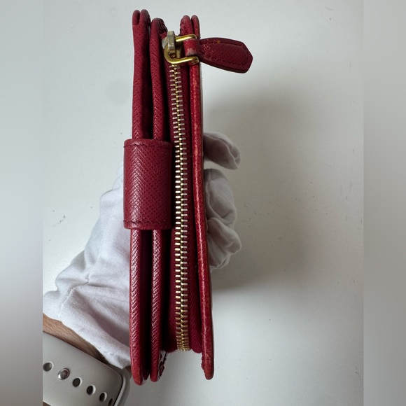 Prada Women’s Red Leather Saffiano Small Bifold Wallet with Gold-Toned Hardware - Picture 5 of 13